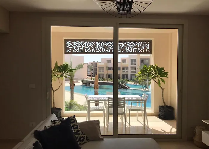 Jutta Deluxe 2,5-bedroom-apartment Mangroovy-m10 El Gouna شقة *